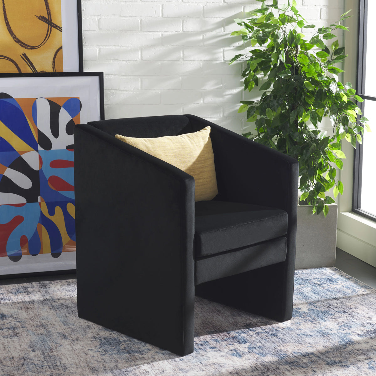 Black Velvet Accent Chairs T939374