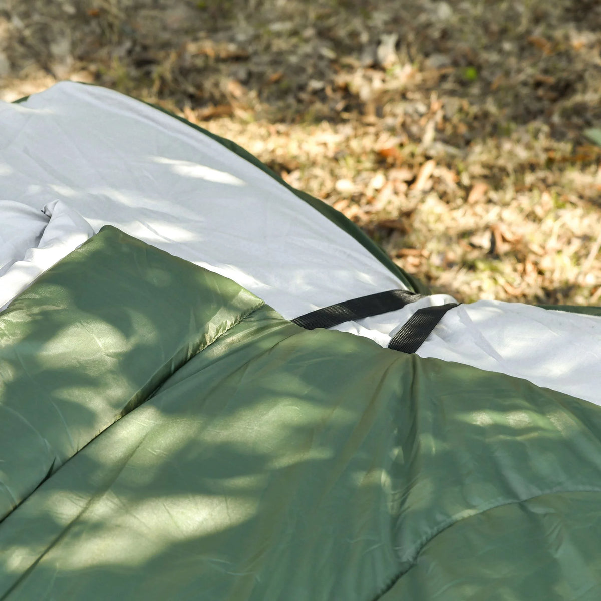 Folding Camping Cot Set with Sleeping Bag and Carry Bag E411905