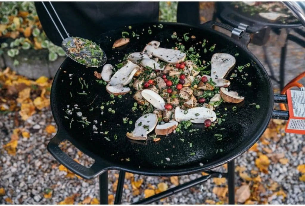 48Cm Griddle Pan Grill With Legs S19047