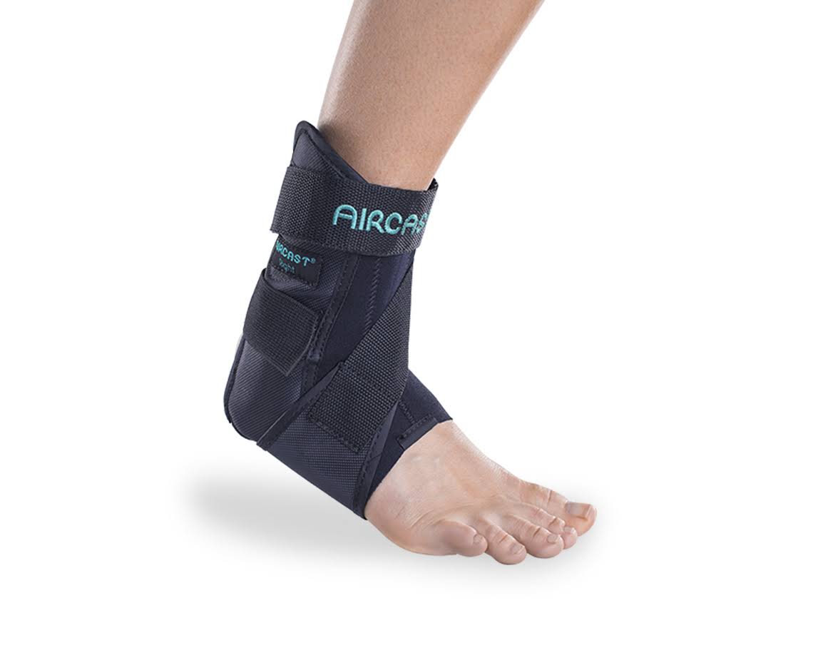 Small Right Ankle Brace J7293