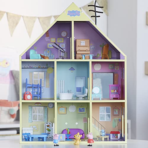 Wooden Playhouse with 2 Figures and 29 Accessories L635707