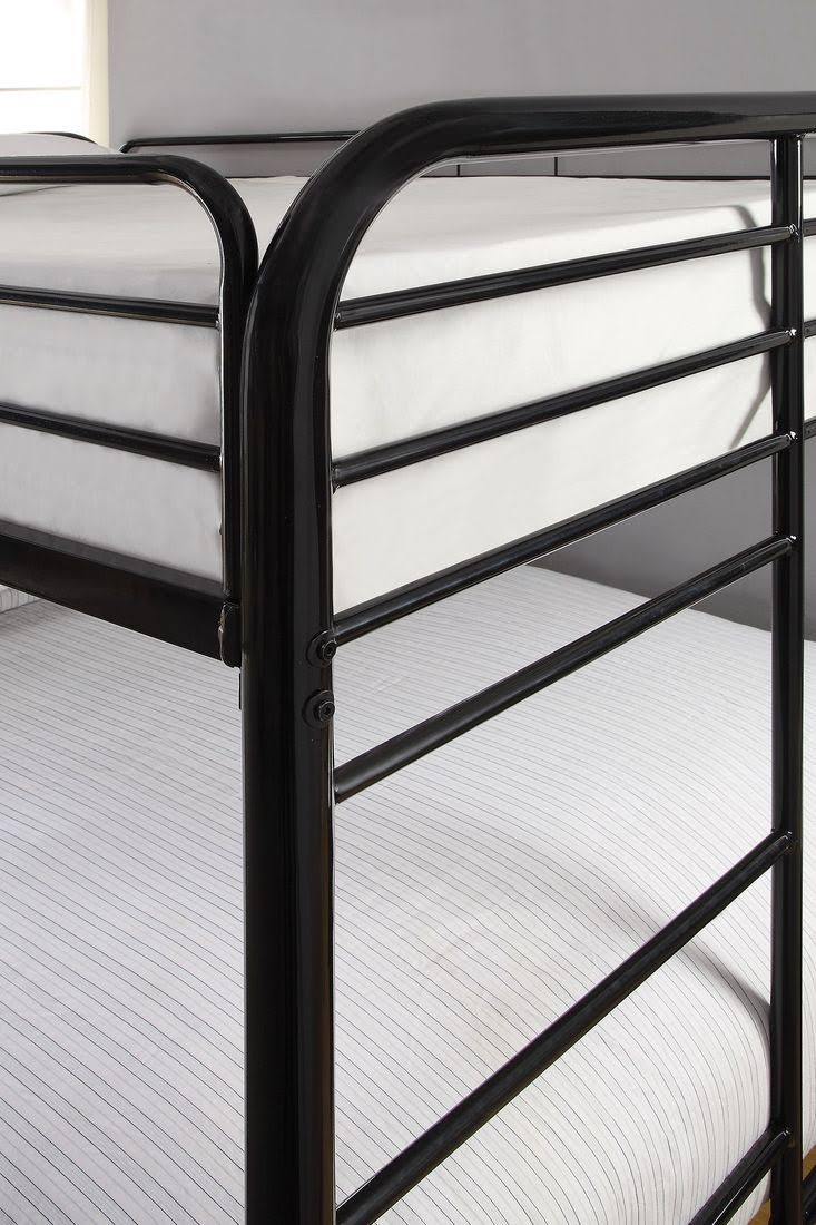 Black Full Bunk Bed J550890