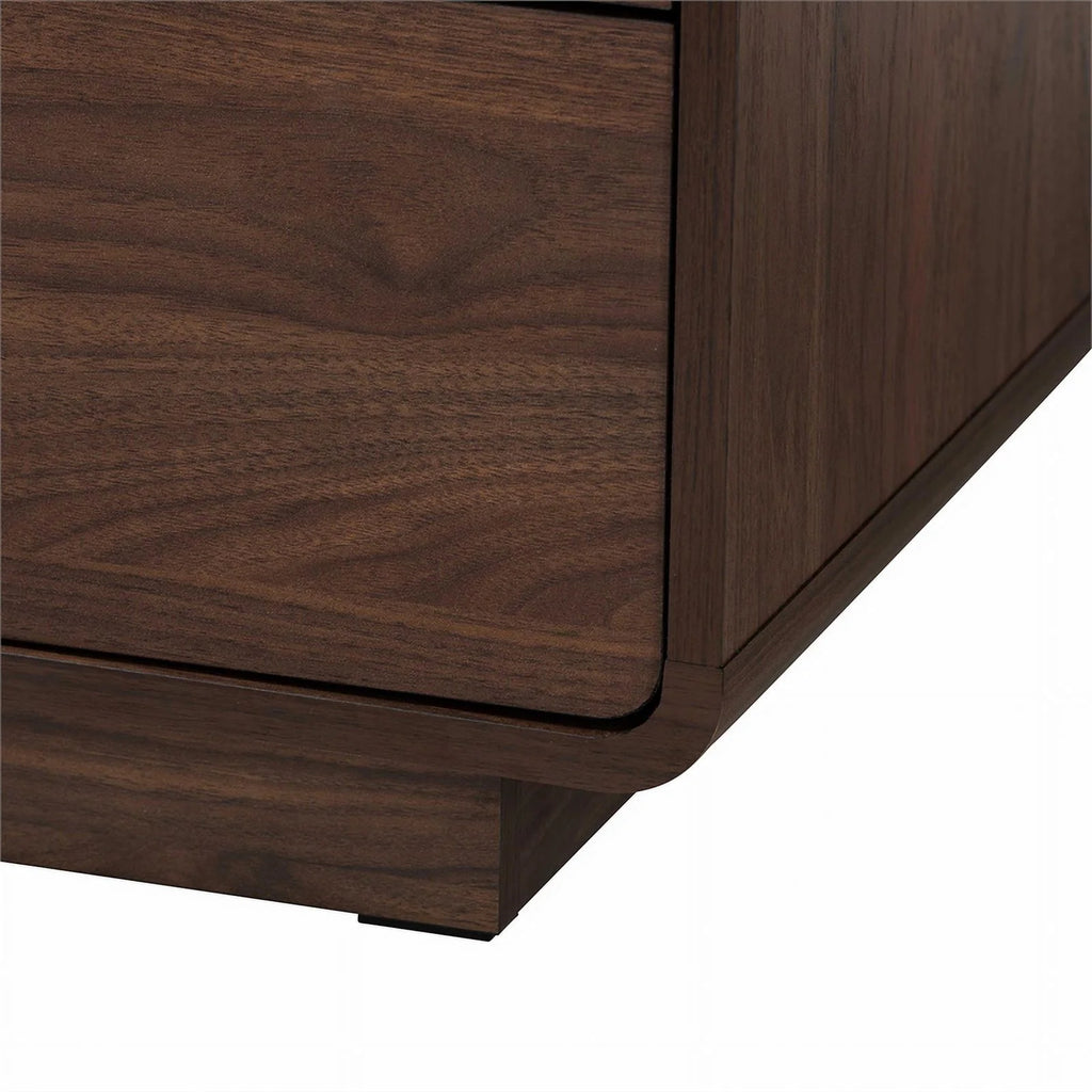 Brown 5-Drawer Wood Chest K546