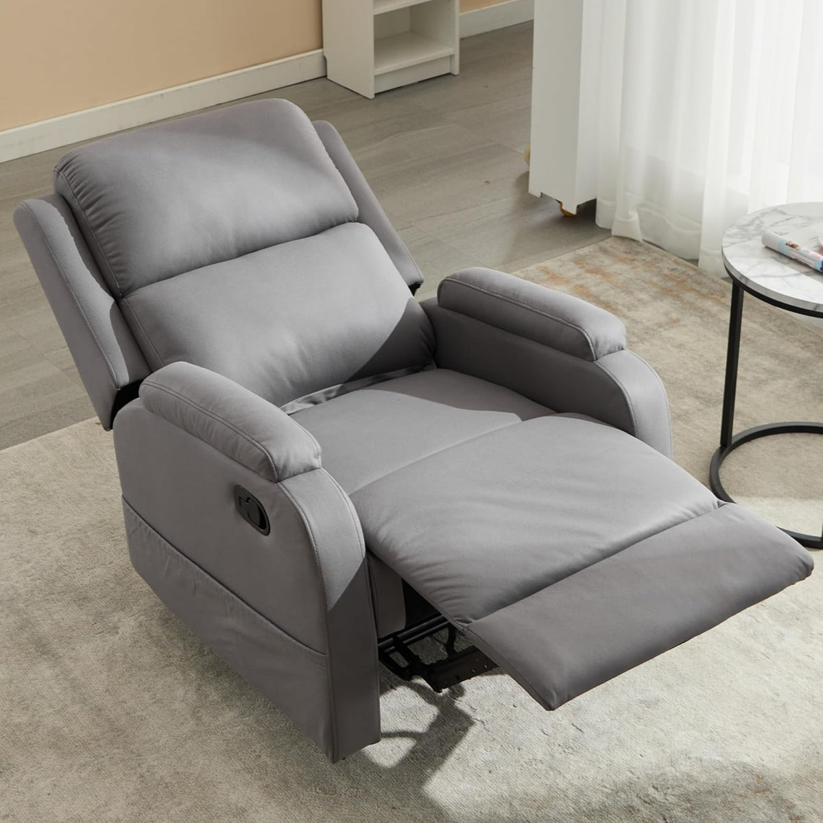 Leather Recliner Chair with Adjustable Backrest P492