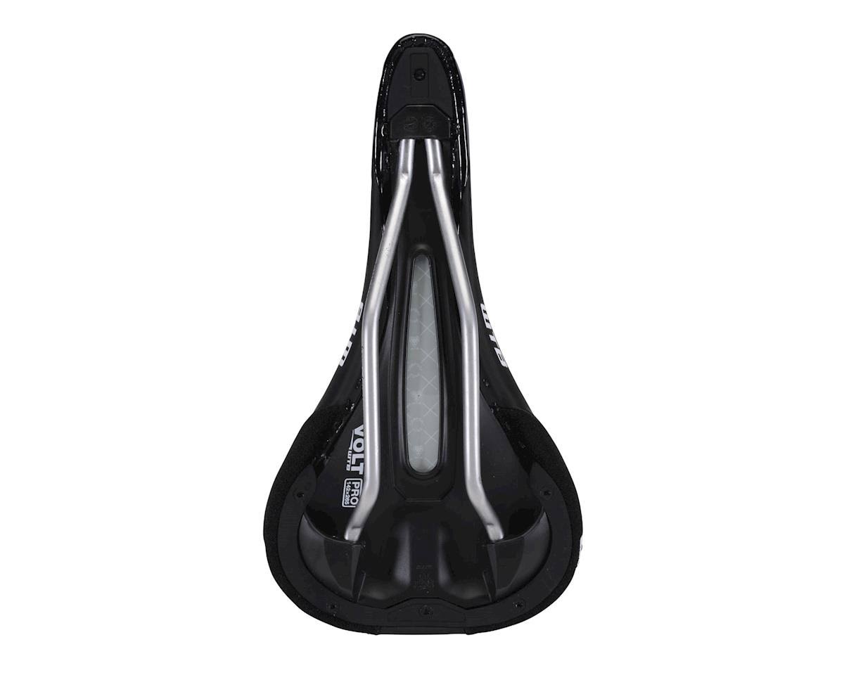 Black Saddle V2916