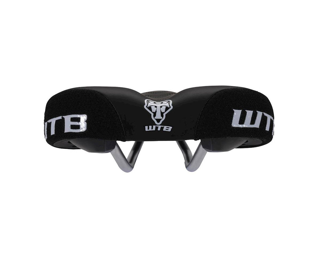 Black Saddle V2916