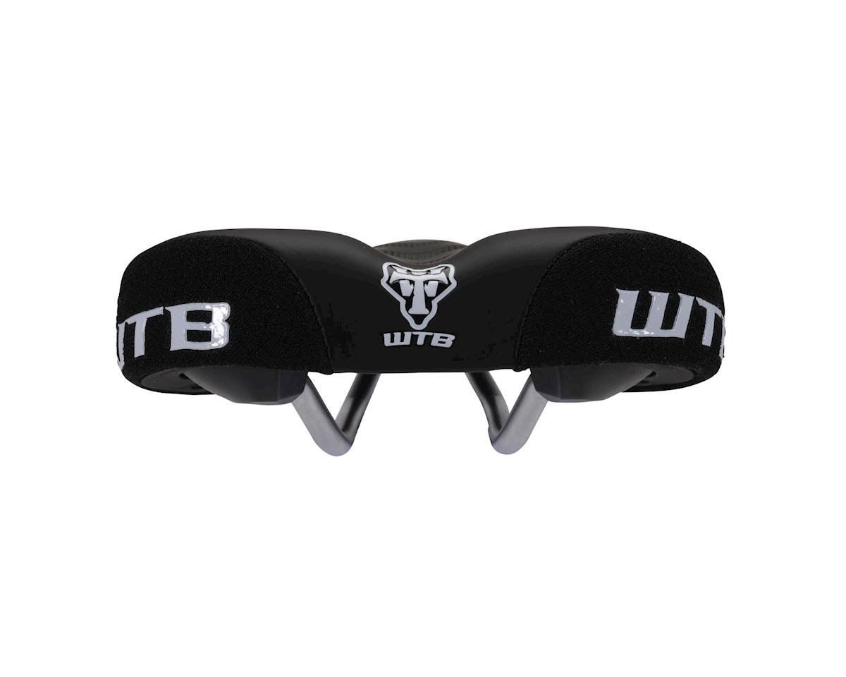 Black Saddle V2916