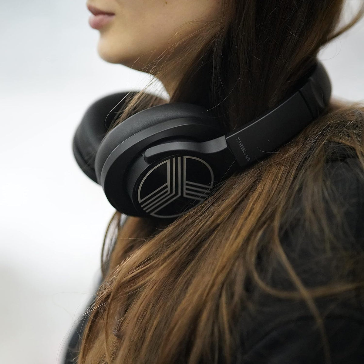 Over Ear Workout Headphones with Microphone C460494