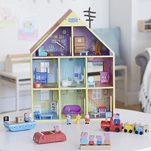 Wooden Playhouse with 2 Figures and 29 Accessories L635707