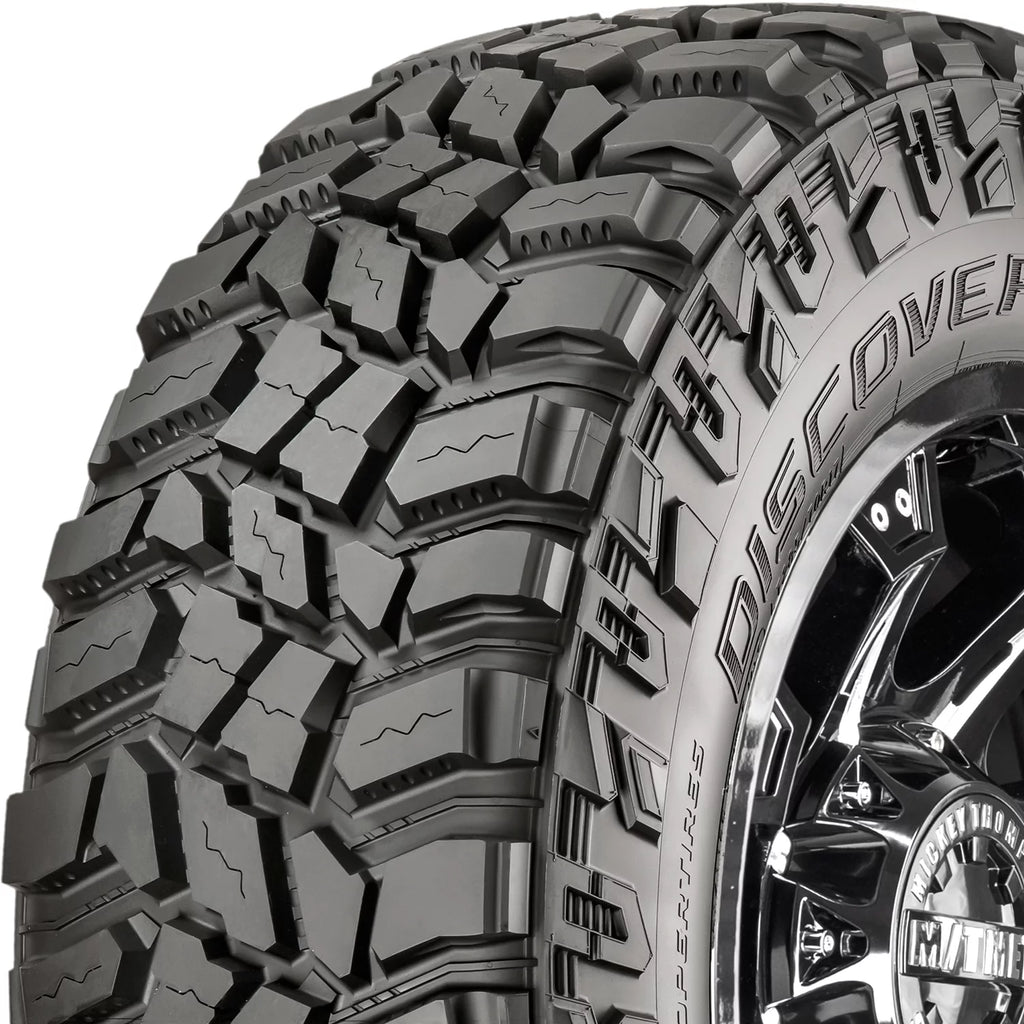 Mud Terrain Light Truck Tire B33971