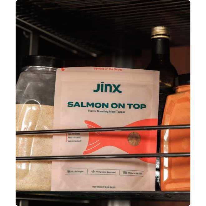 Freeze Dried Salmon Dog Food Topper W46125