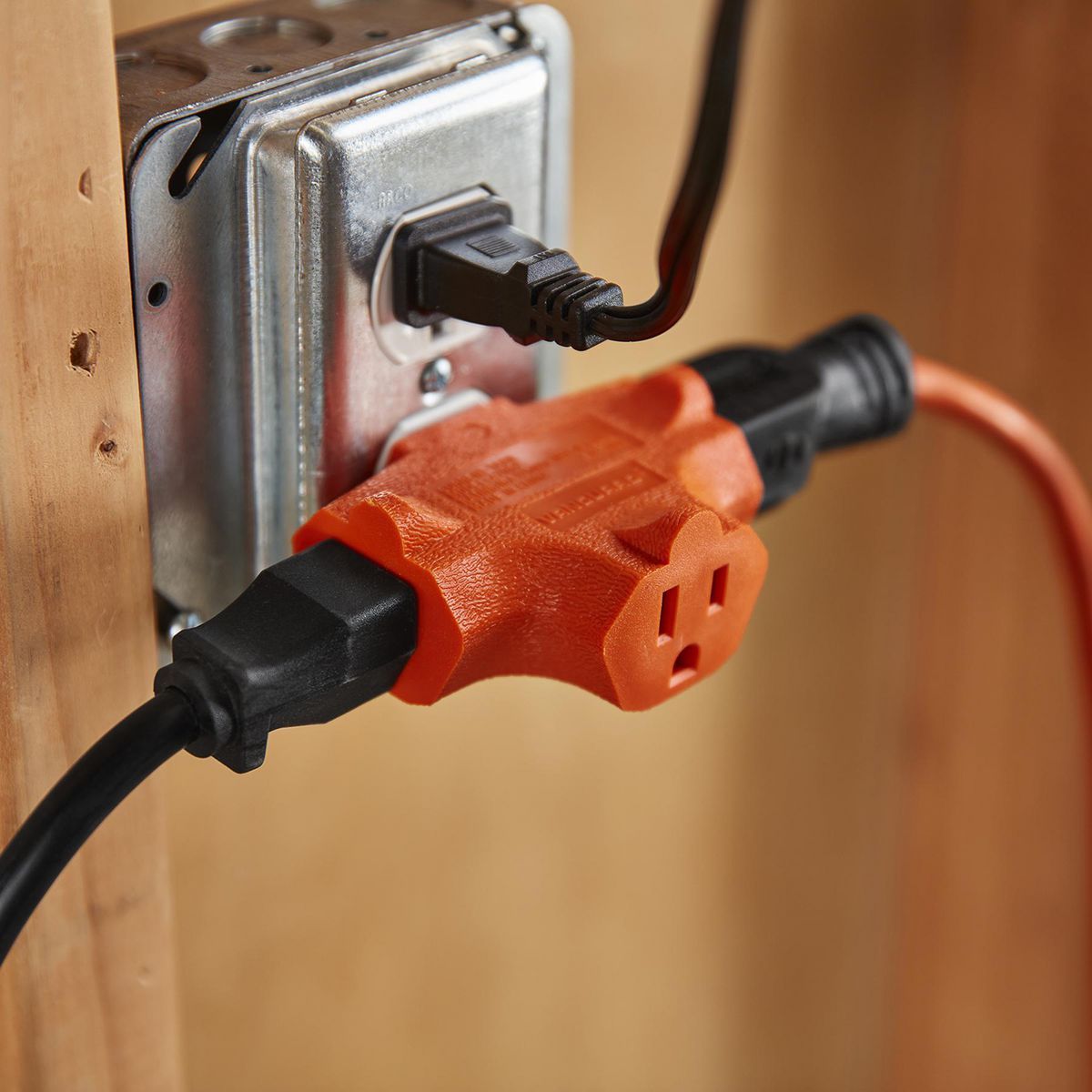 3-Way Grounded Adapter D242029