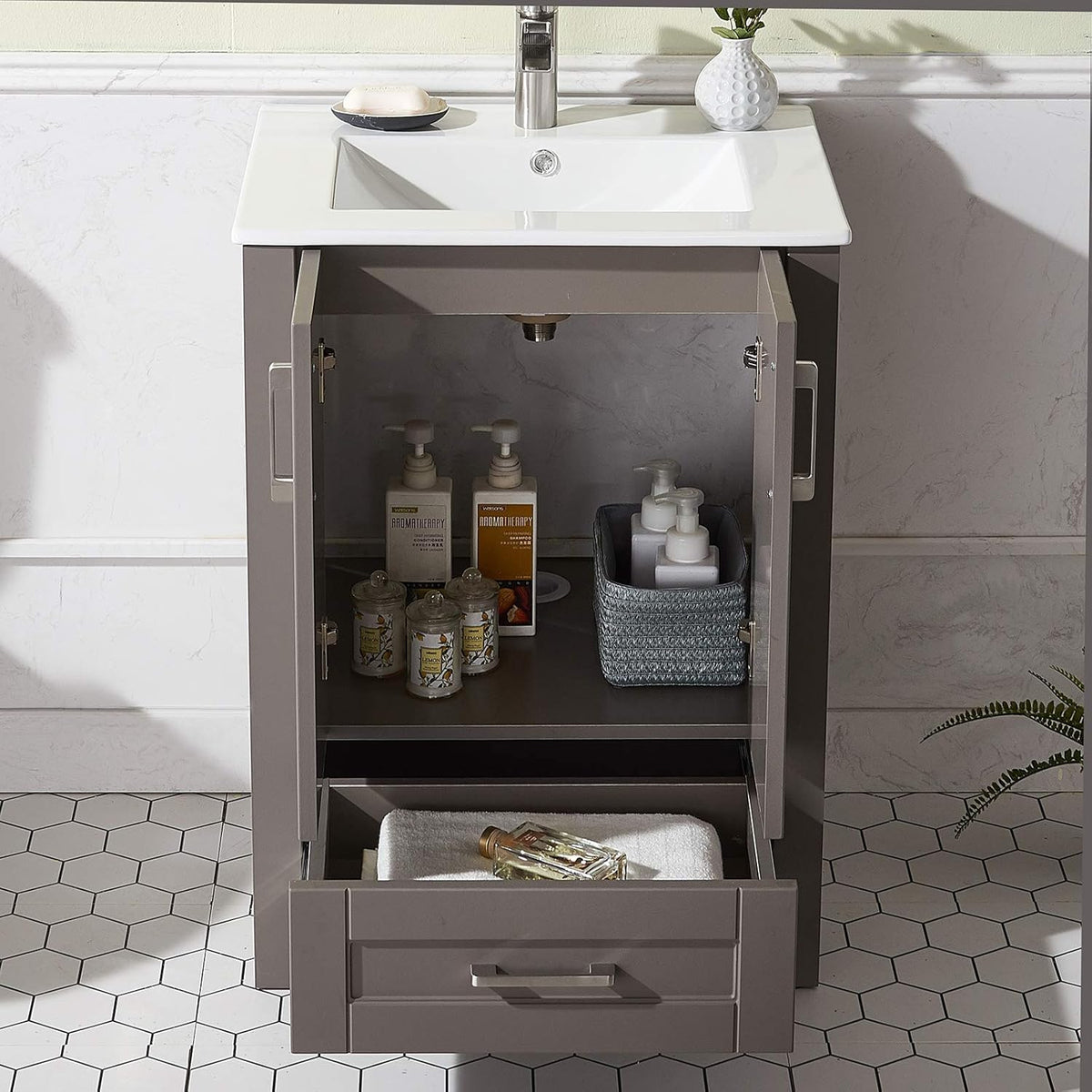 Grey 24 Inch Bathroom Vanity with Sink Q782683